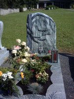 AUTOR: - | TITLE: Gedenkstätte-3 | DESCRIPTION: -